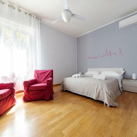 Sant'Orsola Colorful Huge Apartment Bologne Extérieur photo